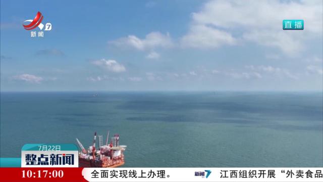 渤海亿吨级油田垦利10-2投产