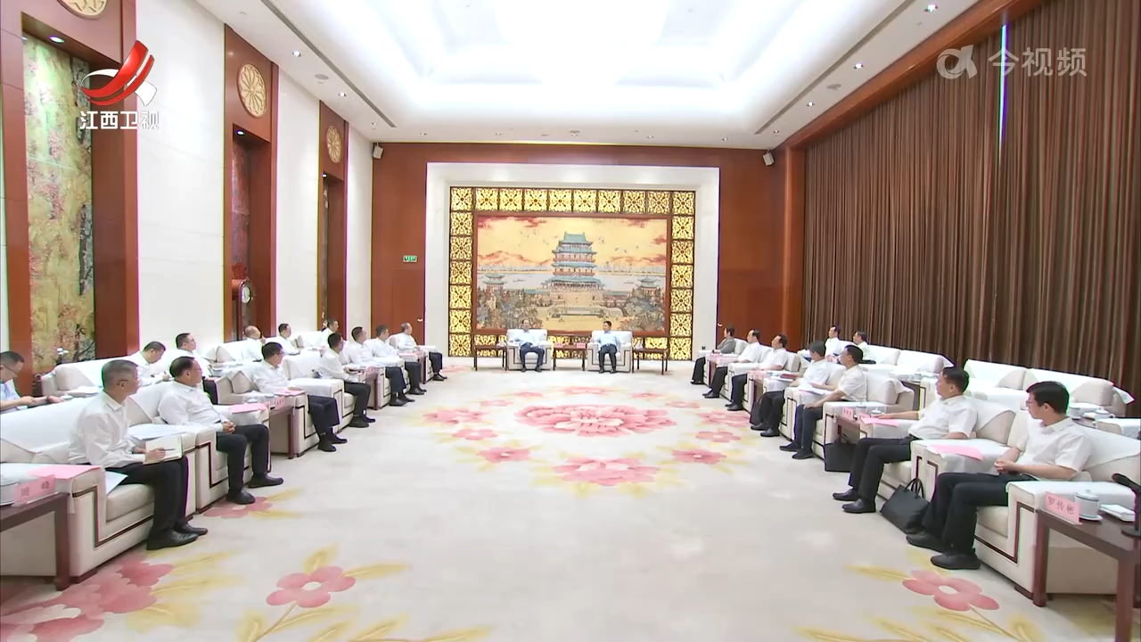叶建春与中国电建董事长丁焰章举行工作会谈