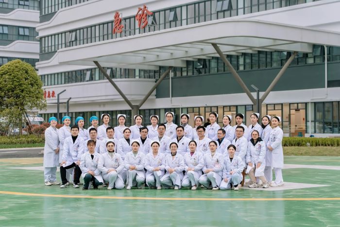 高安市人民医院急诊科全新升级 开设夜间一站式就医服务