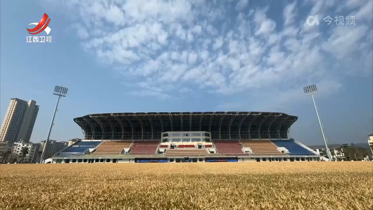 【干出好年景 拼出好气象·经济一线蹲点调研】定南“破门记”：小县城的足球产业突围路