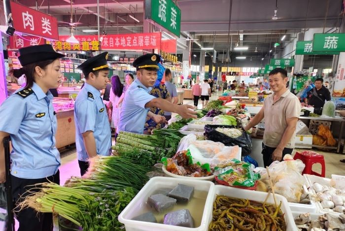 守护“舌尖上的安全” 万载县食品安全“你点我检”向乡村延伸