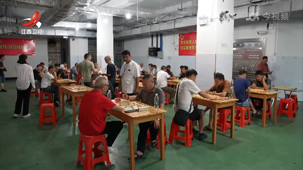 高温天气持续 多地推出“清凉服务”