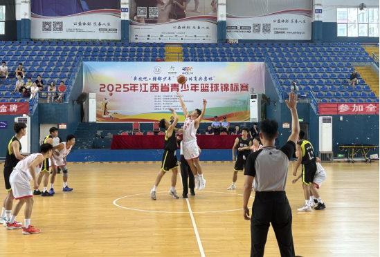 南昌队在江西省青少年篮球锦标赛上取得优异成绩