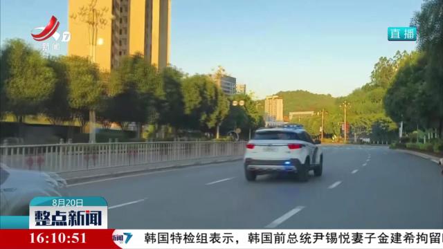 孕妇高速上临盆 警车护航开辟“生命通道”
