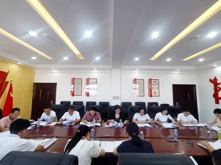凝聚共识  携手起航 共创优质教育新未来——南城县第二小学2025年秋季理事会顺利召开