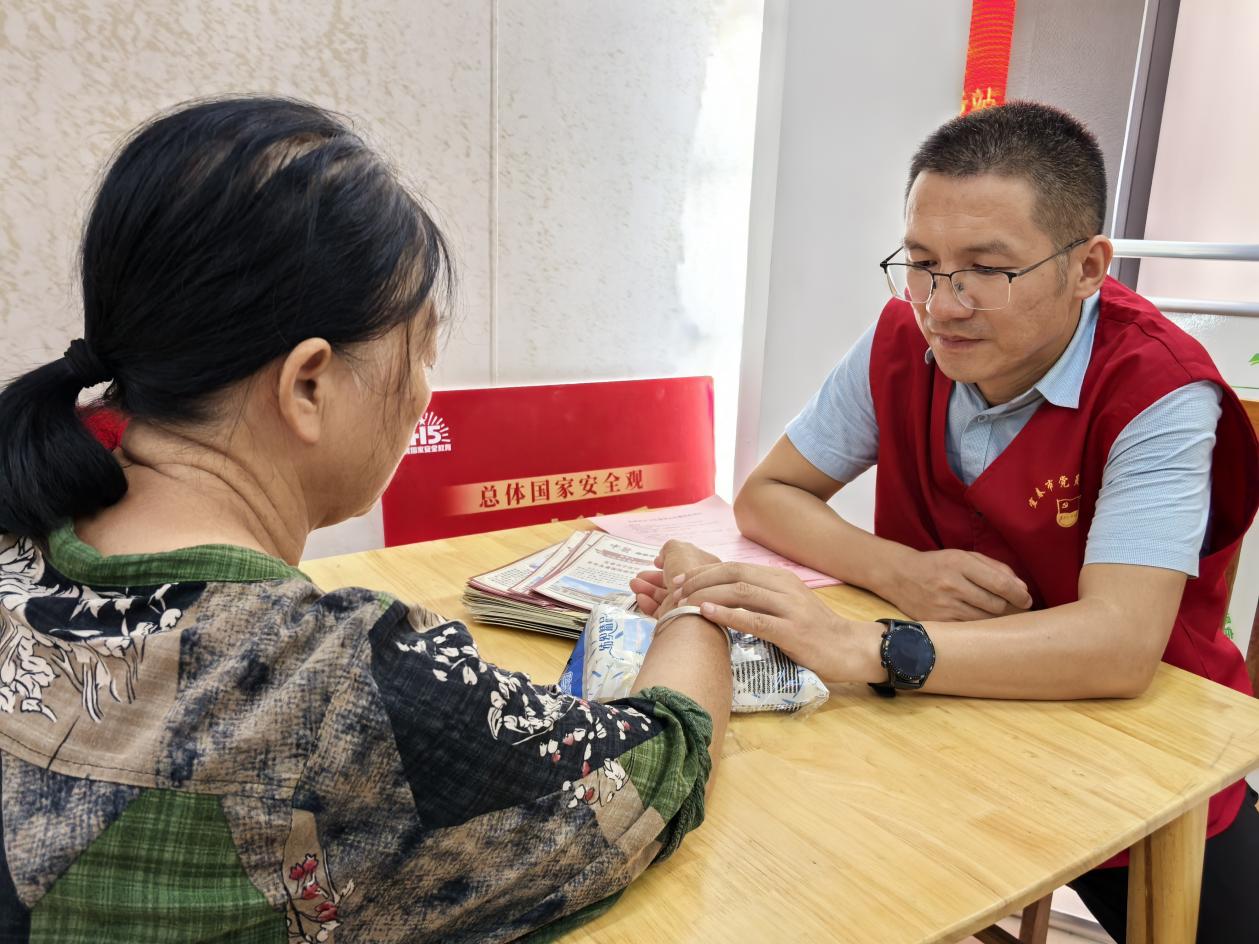 中医药惠民暖人心！宜春市中医院开展“基本公共卫生服务宣传月”主题活动