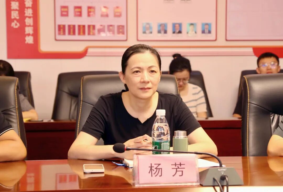 九江市教科所专家组到九江外国语学校开展2025年秋季开学教学观察指导工作