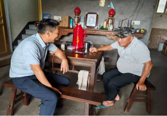 宜黄县桃陂镇：上门走访困难群众  真情帮扶暖人心