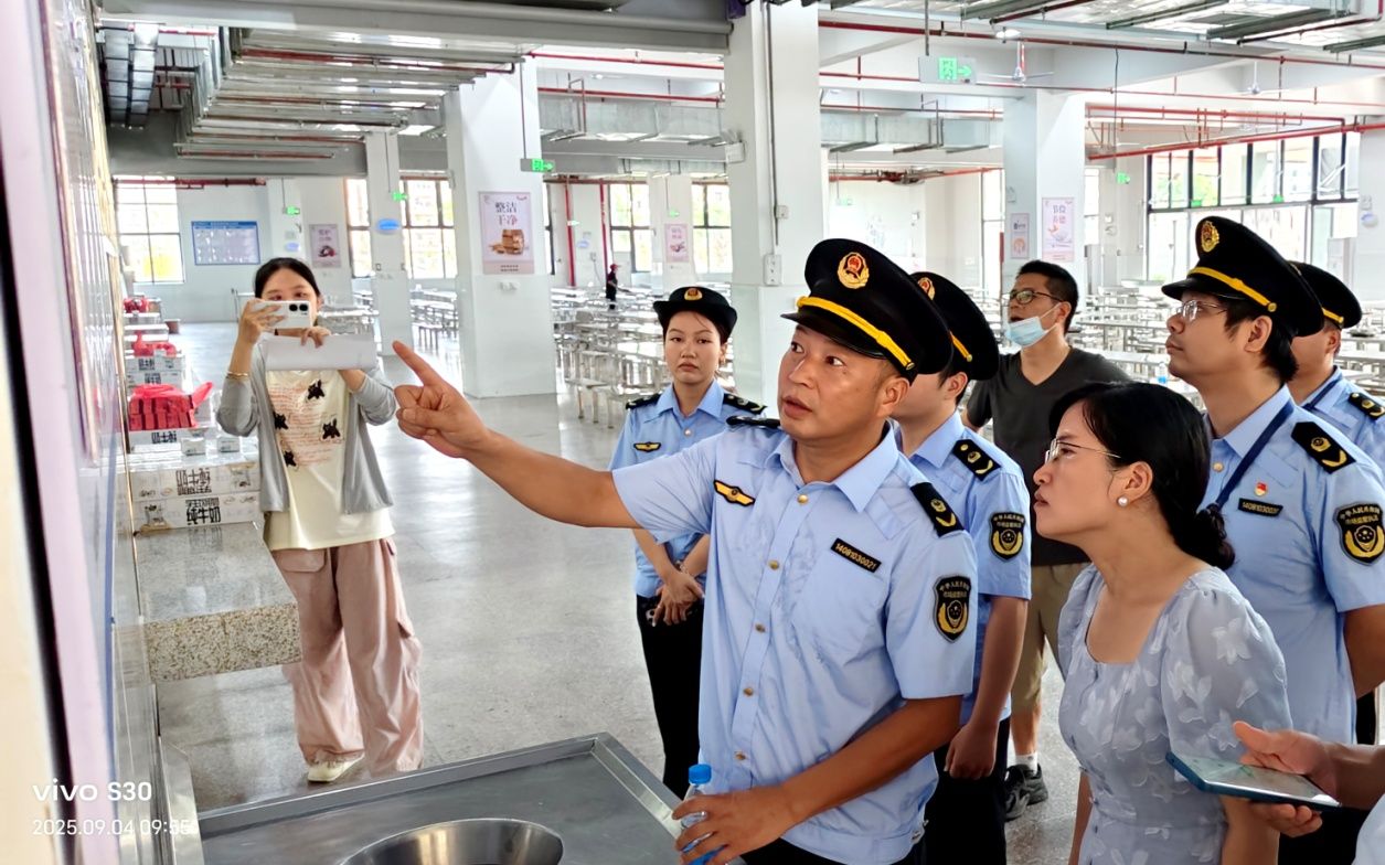 宜春市万载县市场监管局：“你点我检”进校园 筑牢食品安全防线