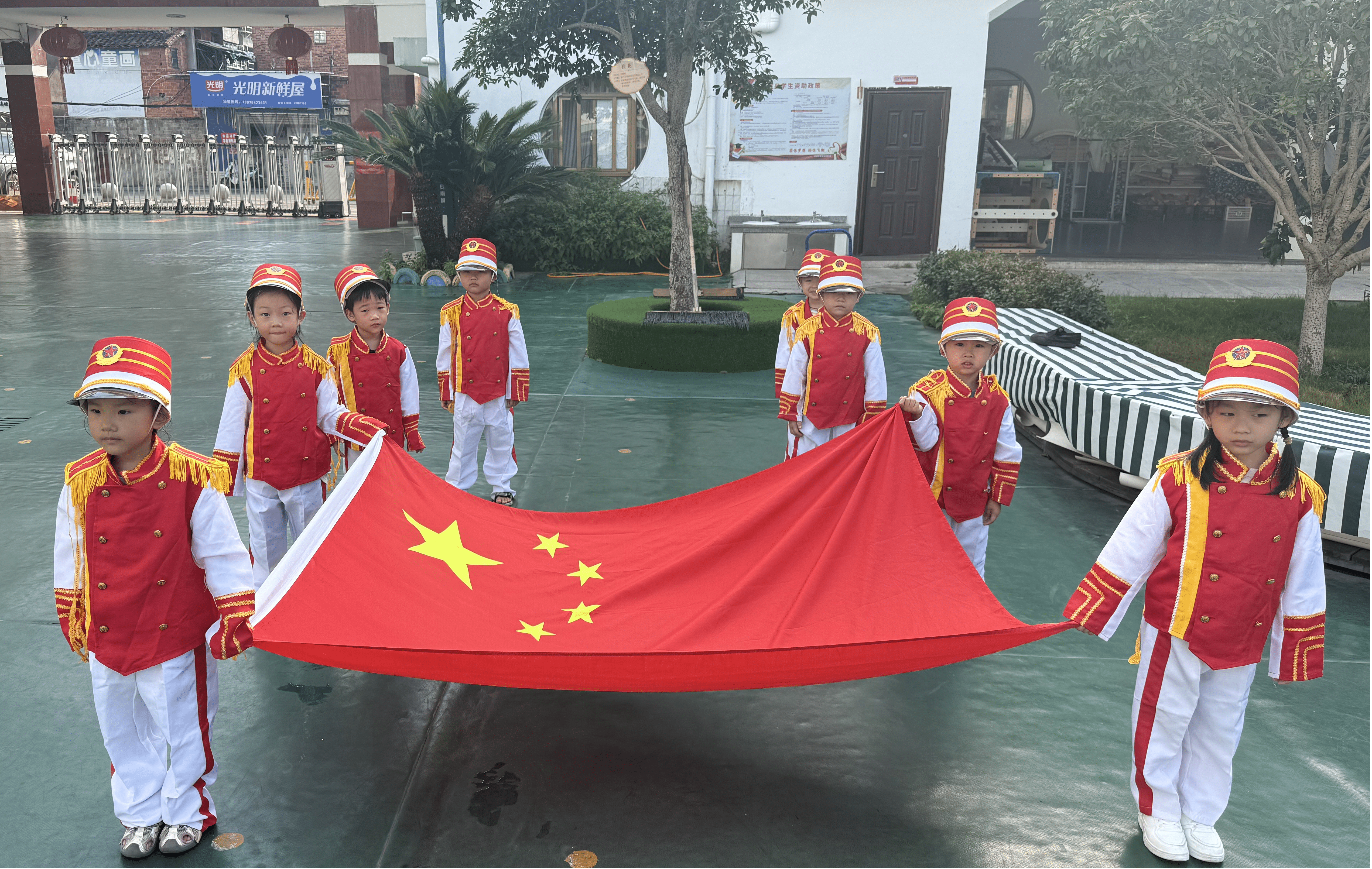 童贺华诞 筑梦未来——南城县幼儿园开展国庆节活动