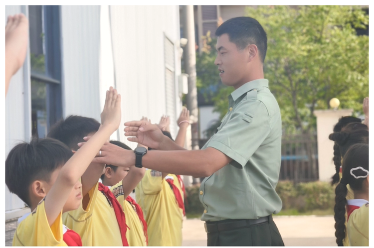 铸国防之魂，育爱国之心——南城县第二小学开展国防教育系列实践活动