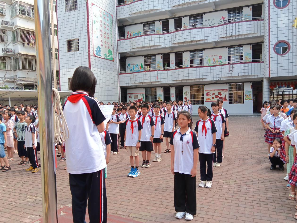 崇仁县第三小学开展纪念“九一八”爱国主义教育活动