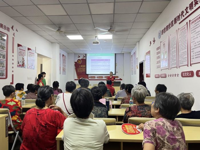 丰城市剑光街道：科普宣传进社区 携手消除“艾梅乙”