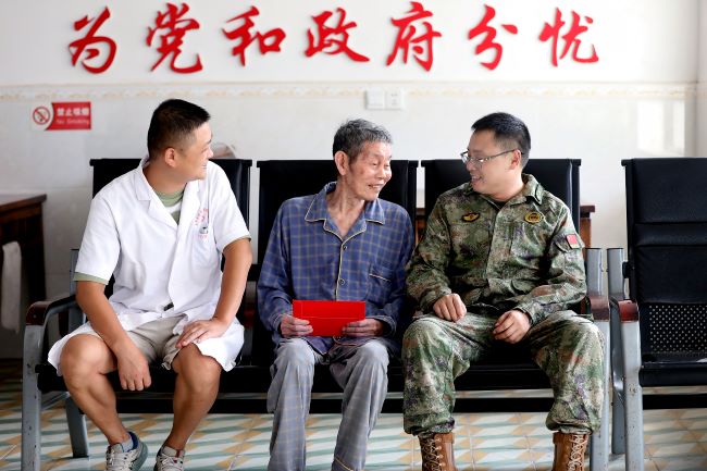 宜春宜丰：情暖烈属慰英灵