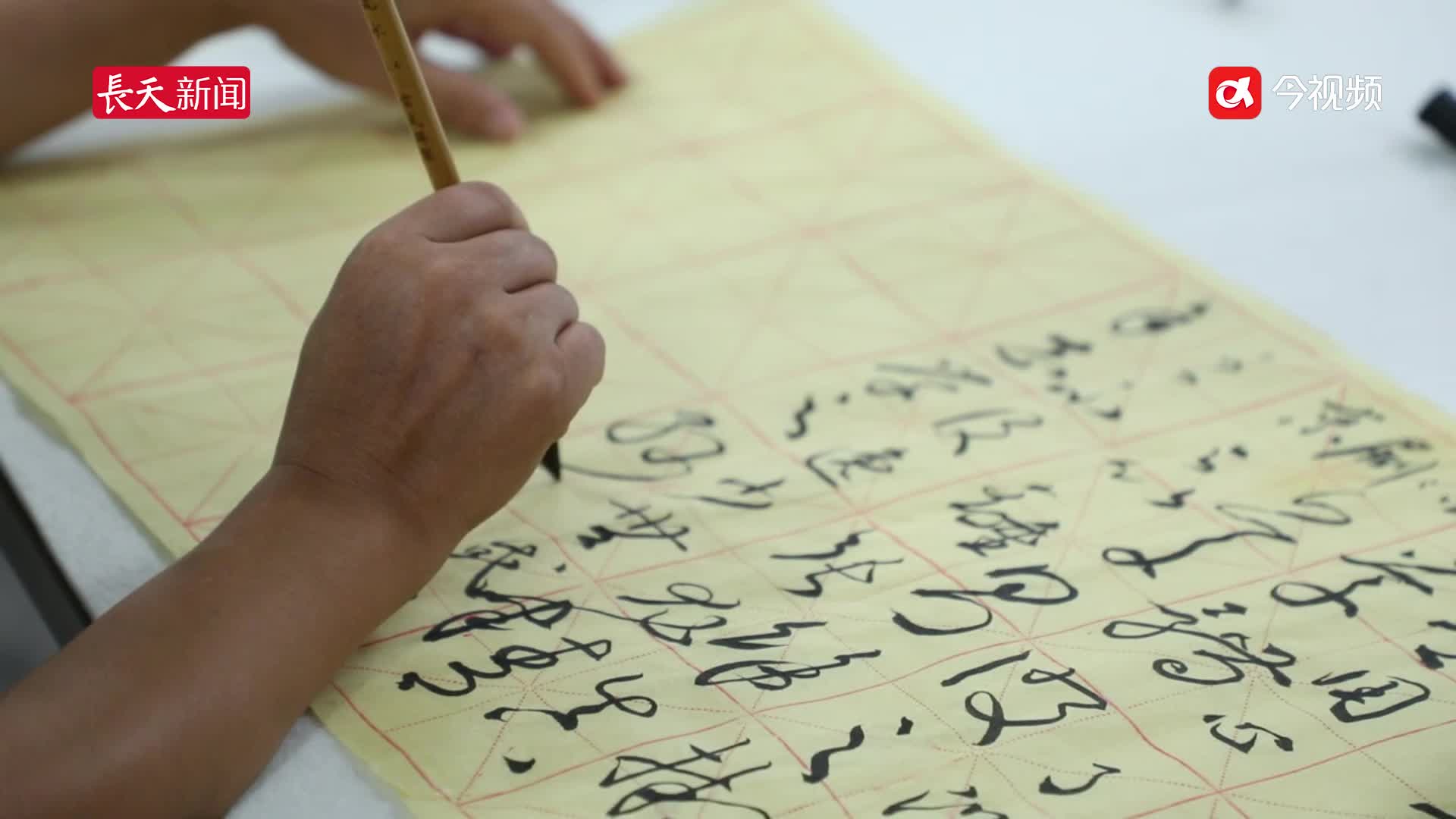 为群众提供免费书画培训，永新县政协书画院文化惠民暖人心