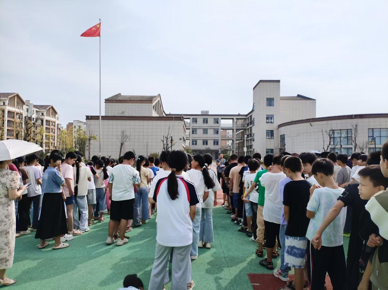 乐安县厚发新城学校开展食品安全宣传教育周活动