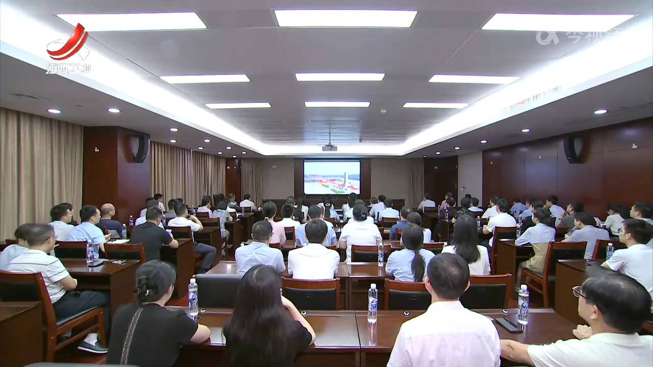 从伟大胜利中汲取奋勇前进的力量