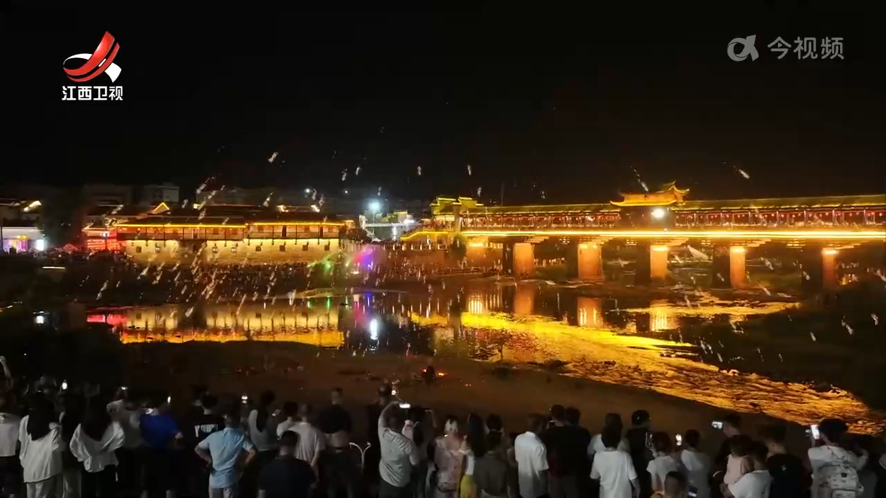 国庆中秋假期 消费市场人气旺活力足