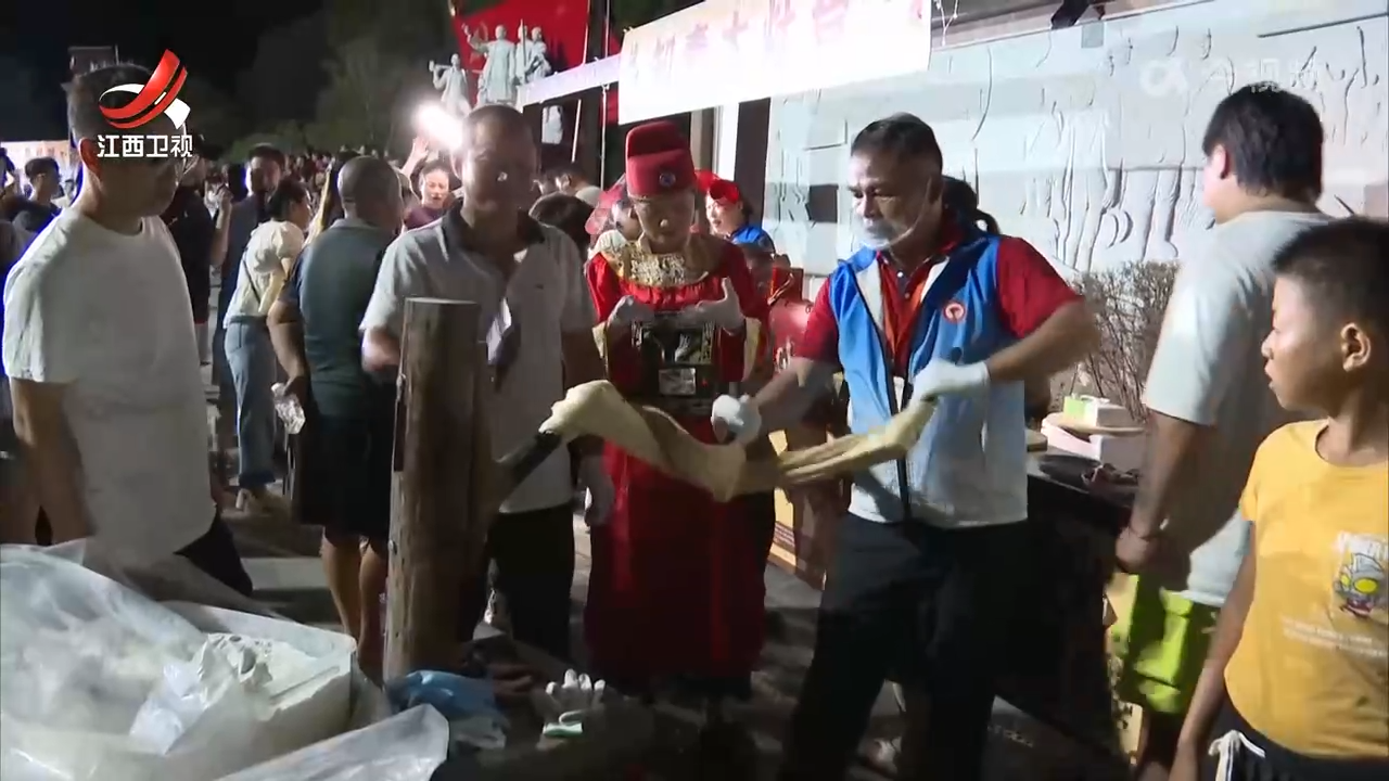 “德润赣鄱·红土地上好村晚”在黎川县举办