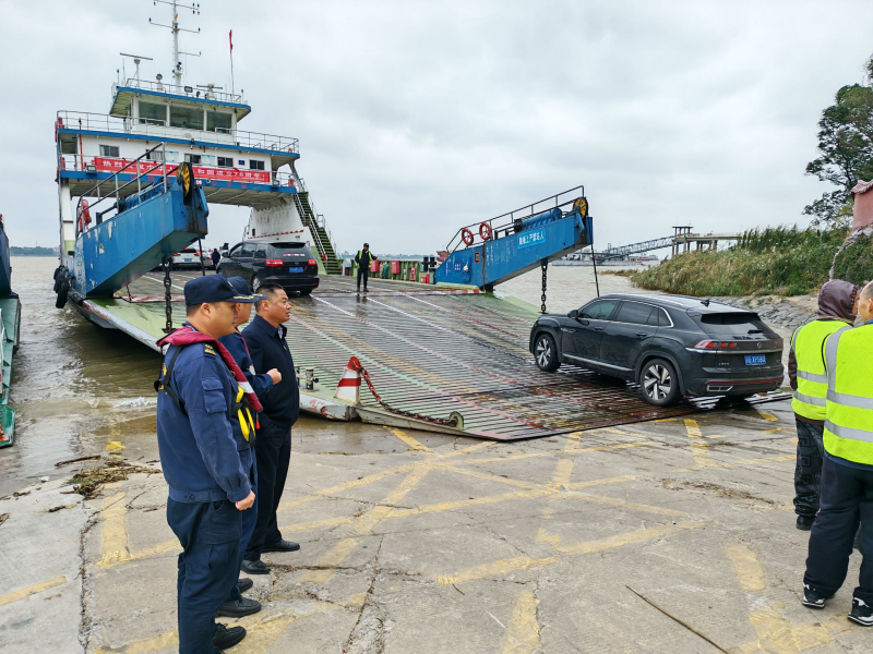 九江新港海事处“智管+现场”双线发力筑牢大风天气渡船安全防线