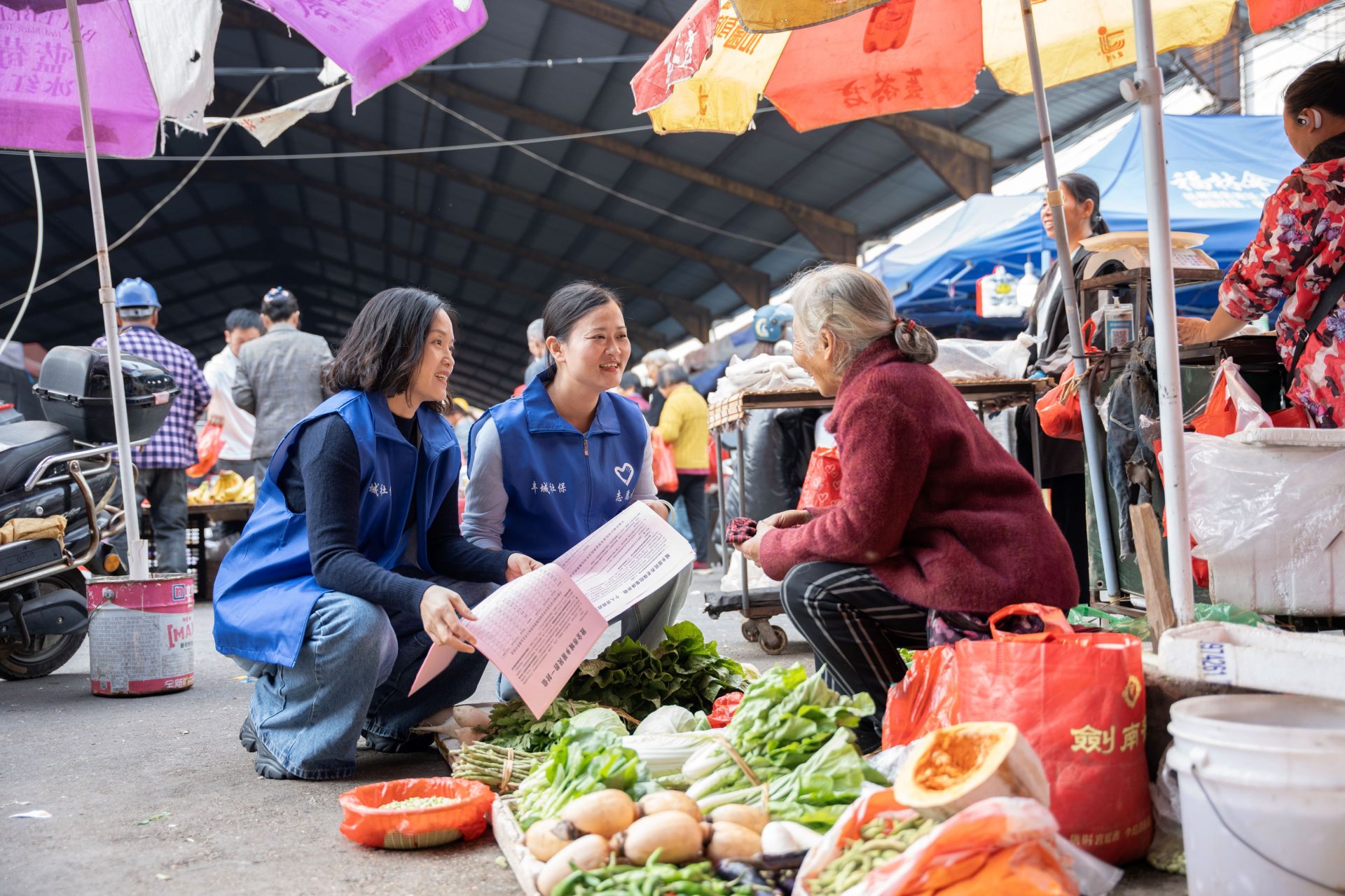 丰城市社保中心：智慧服务促参保 催缴认证惠万家