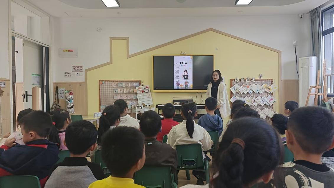 童心敬老·爱满重阳——崇仁县第六幼儿园开展重阳节主题活动