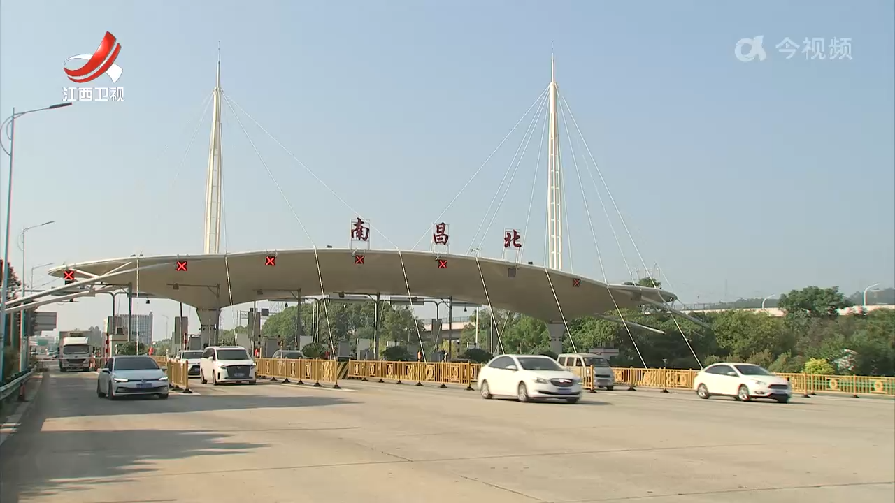 假期第五天：细致服务 保障出行顺畅