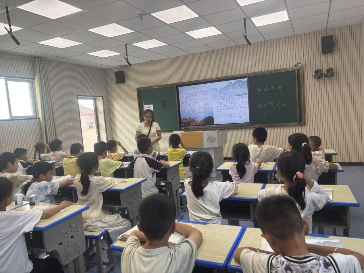 在文字里赏美景，于故事中品知音——乐安县牛田镇中心小学开展语文教研活动