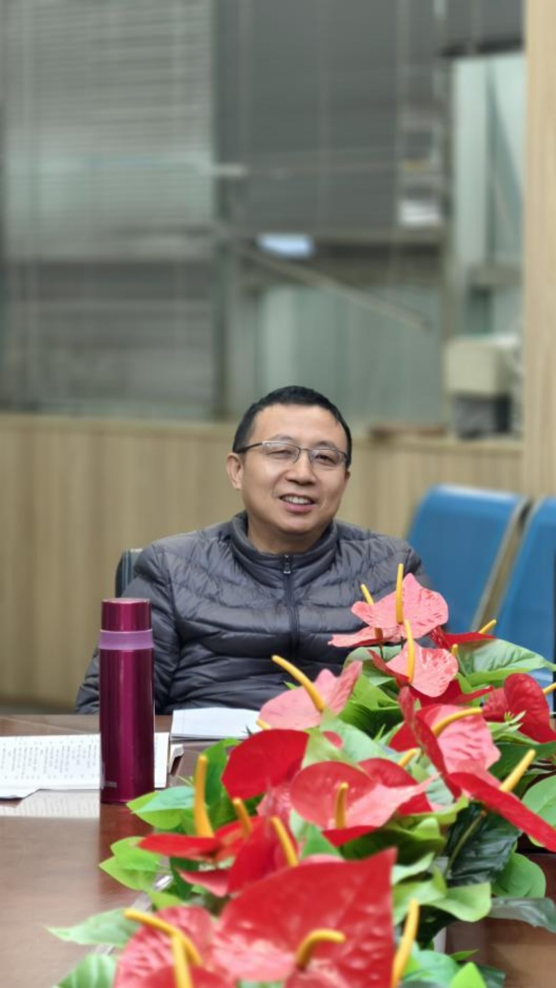 聚焦课堂研教学 评课研讨促提升——九江三中英语组梁敏老师公开课