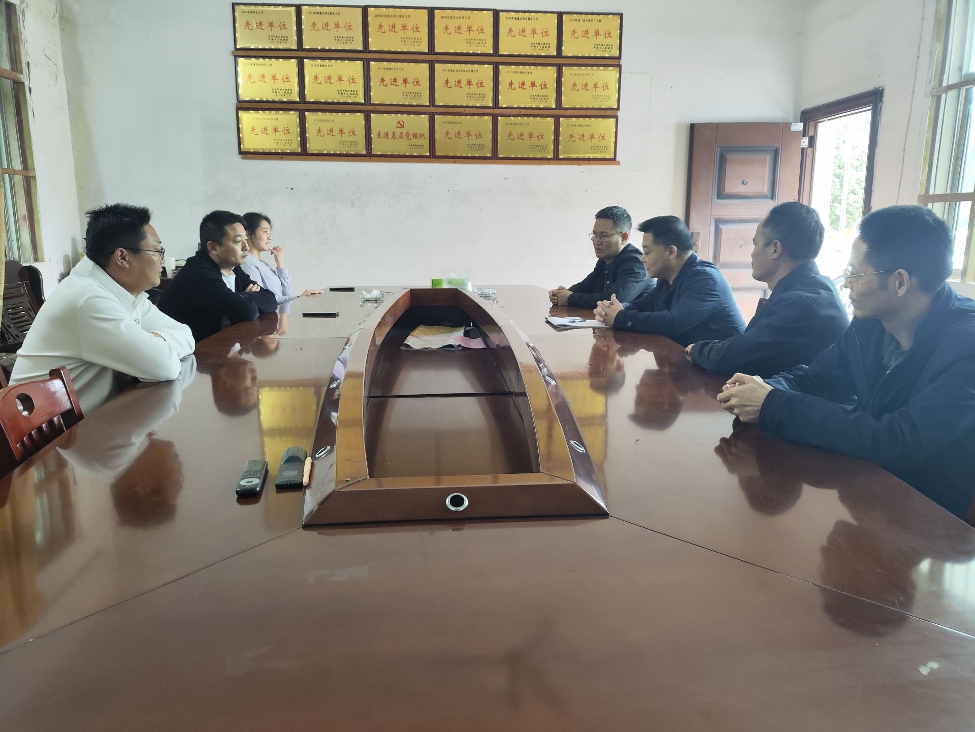 上高县中医院走访慰问乡村振兴帮扶村脱贫户