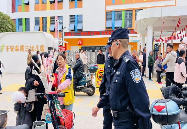 党支部“护校安园暖童心”：办好实事守好成长防线