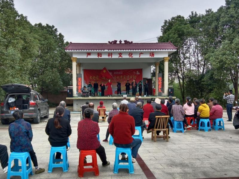 南城县龙湖镇人大：办好“微心愿” 点亮“大民生”