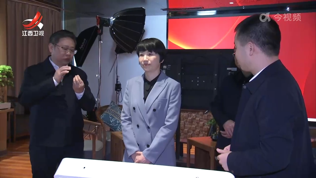 卢小青在南昌调研