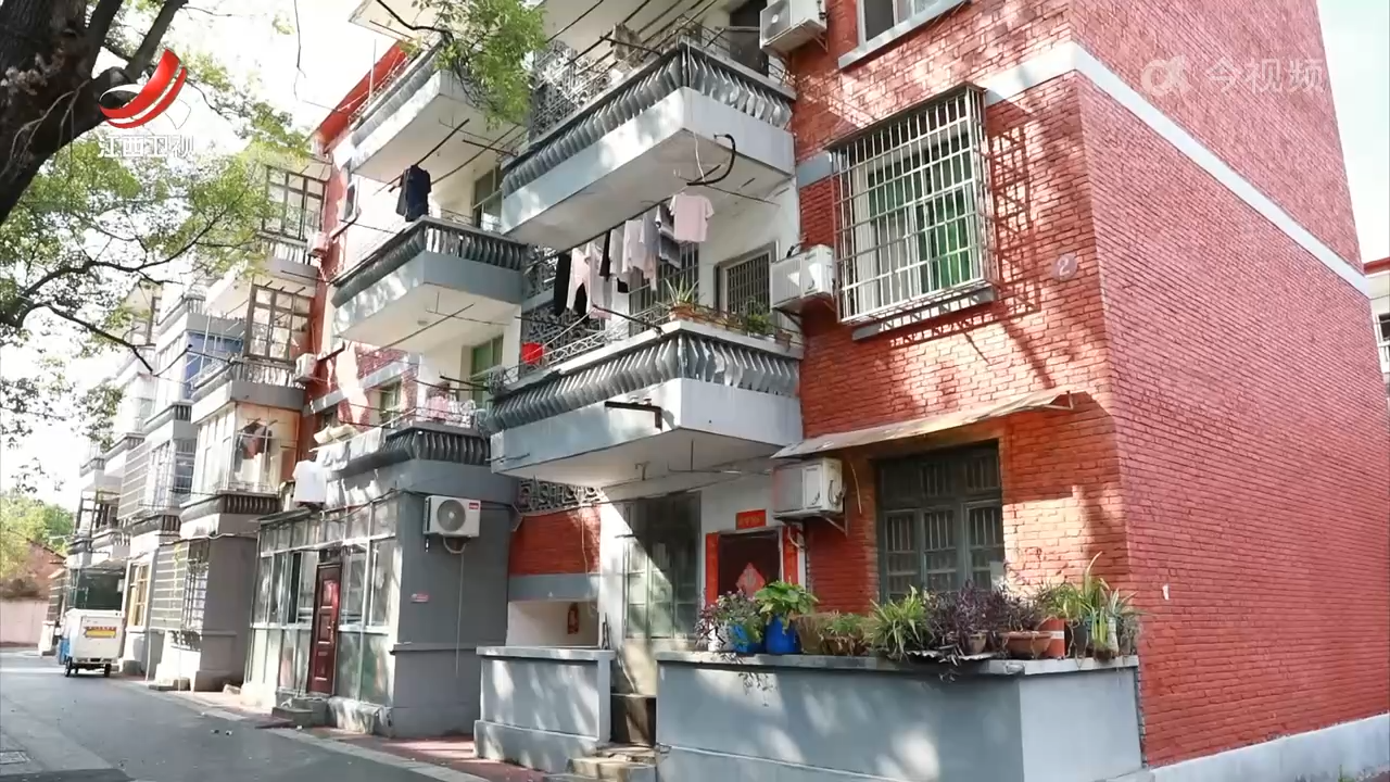 “三师”进社区 共建美好家园