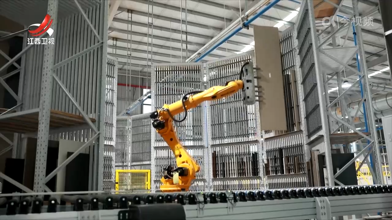 机器人赋能千行百业 点亮智慧生活