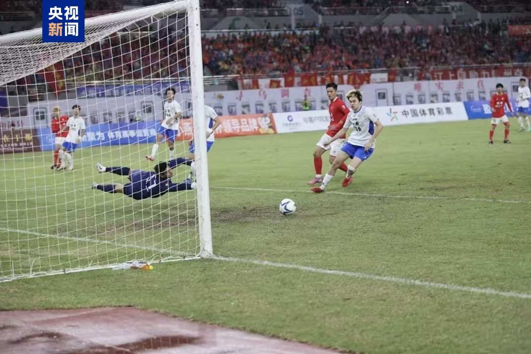 长天新闻丨江右观察：一场属于普通人的足球盛宴