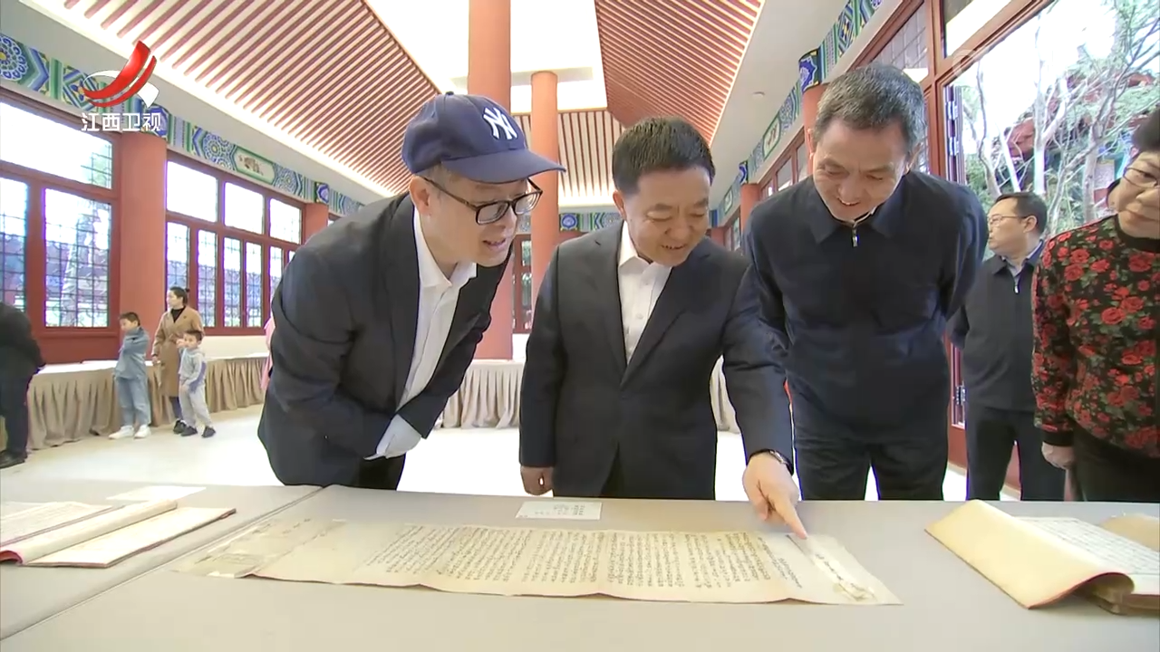 叶建春在调研推进书香社会建设工作时强调 完善全民阅读推广服务体系 提升全民文化素养文明水平