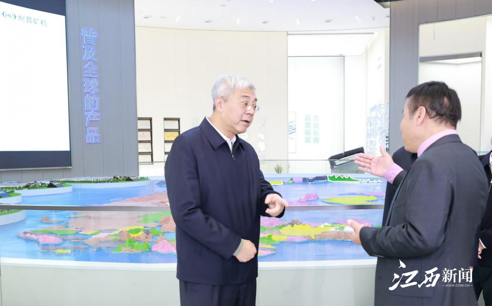 尹弘深入上饶市调研