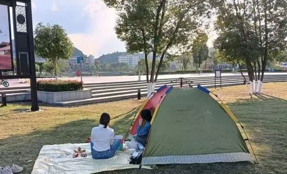 【集中整治进行时·解民忧办实事】增设健身器材 便民服务提档升级