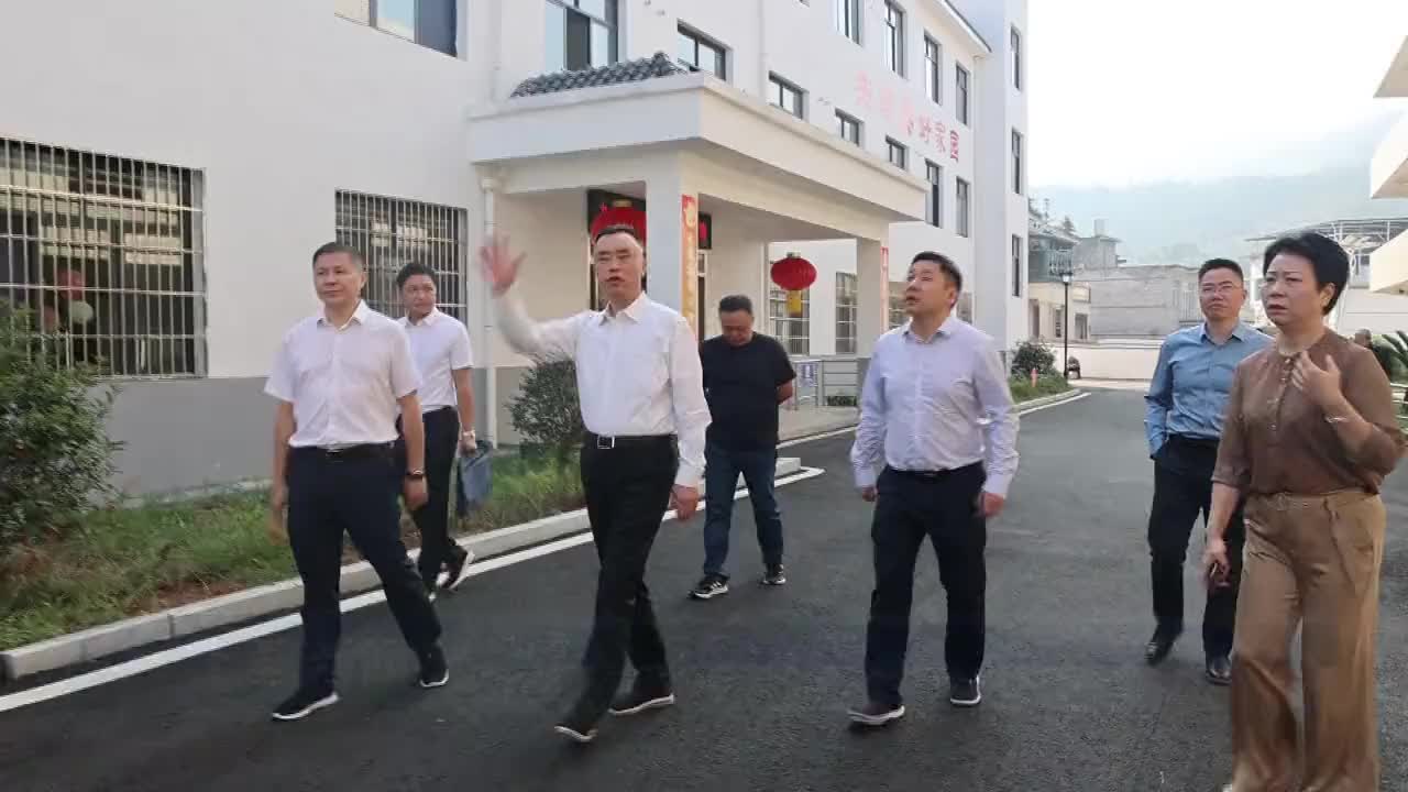 （視頻）利軍開展重陽節(jié)走訪慰問活動