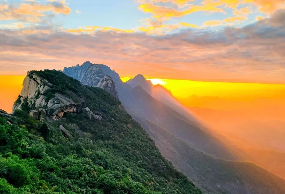 靈山論劍，一起山巔感受武術(shù)的魅力！