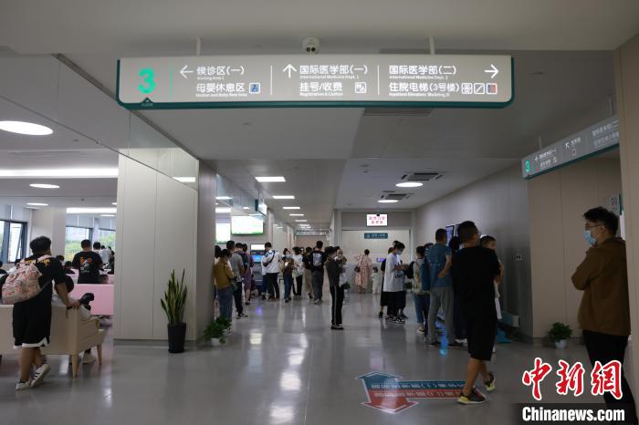 儿童高烧反复或为腺病毒感染 专家提醒：勿盲吃抗生素 