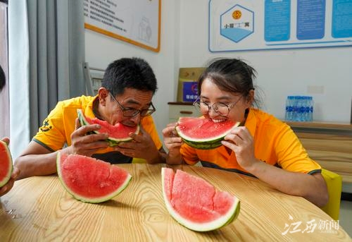 融媒头条丨炎炎夏日，江西如何以“爱”绘就每一份清凉？