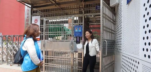 老师，我有妈妈了！