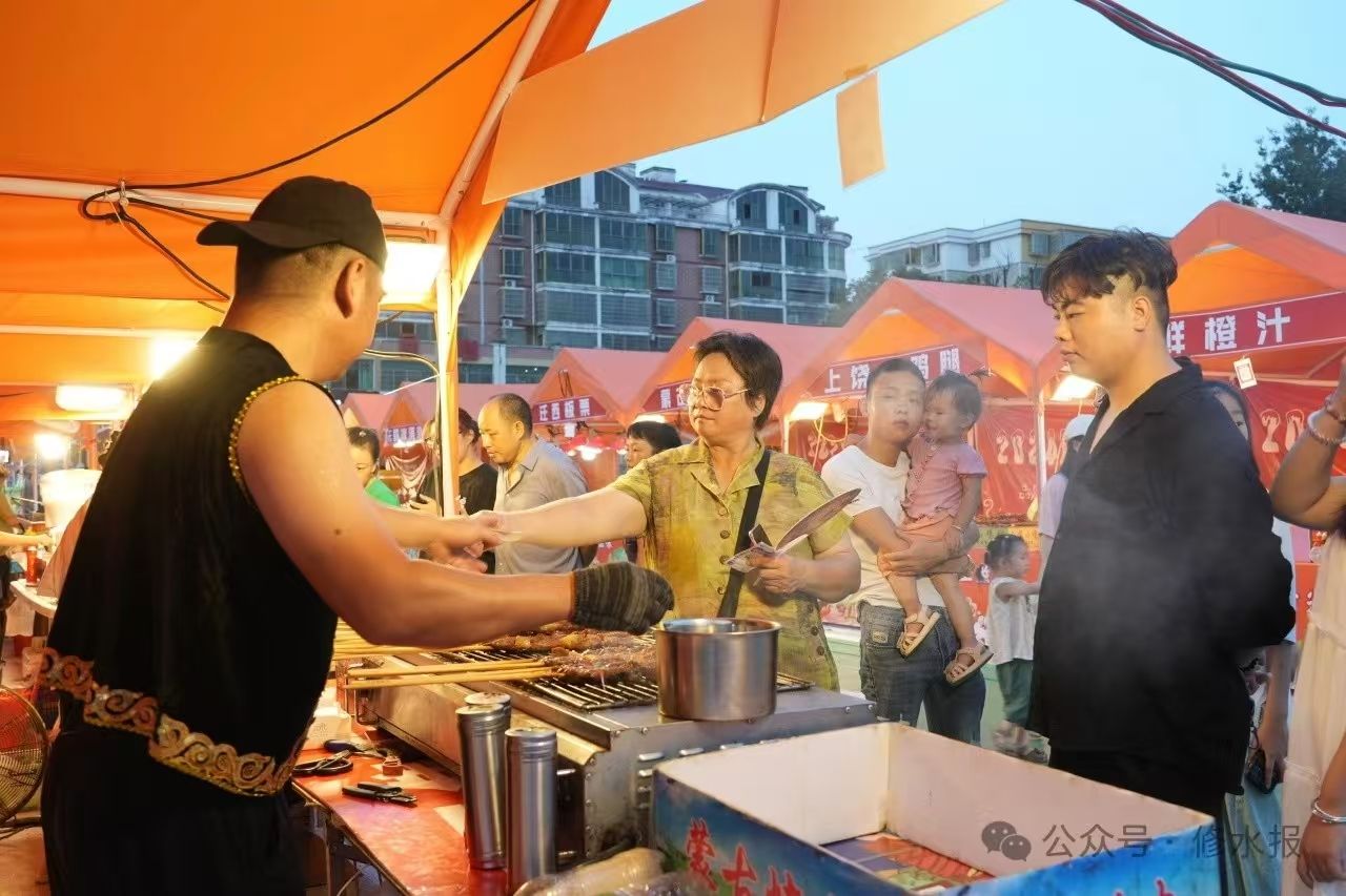 视频丨太阳升镇“赶集”热气升腾