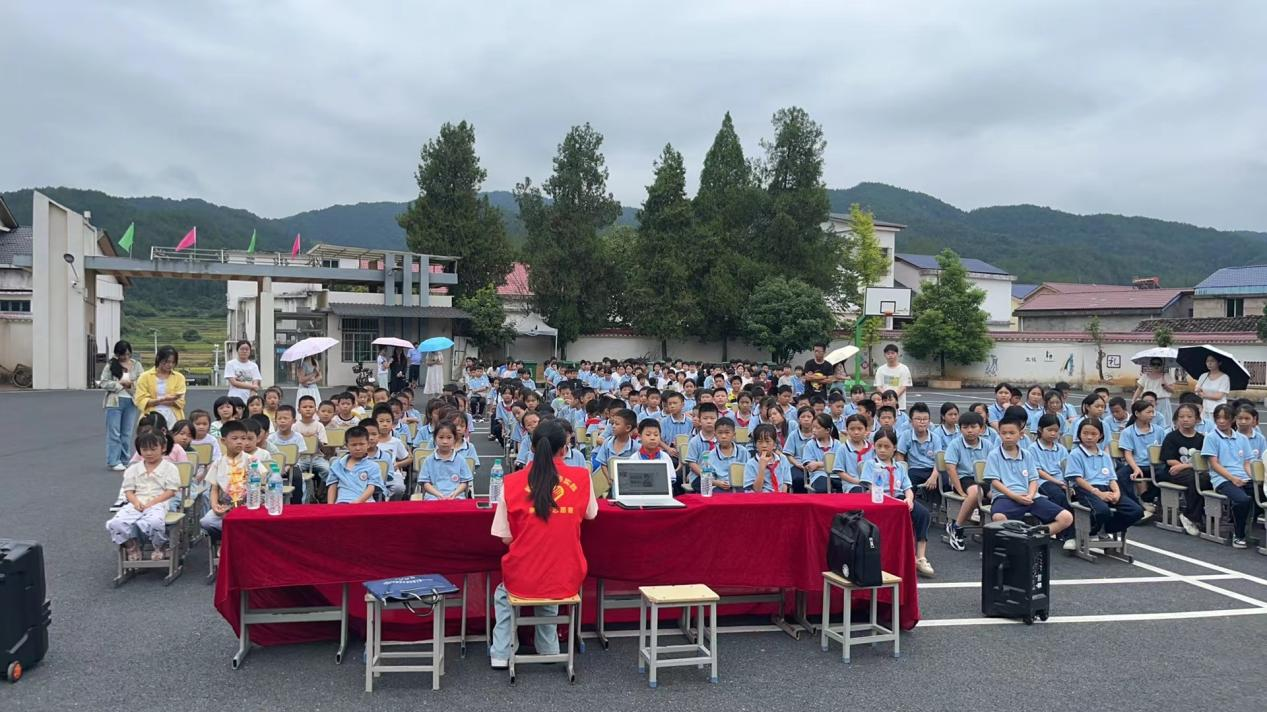 余塅司法所：普法宣传进校园  共筑网络防护墙