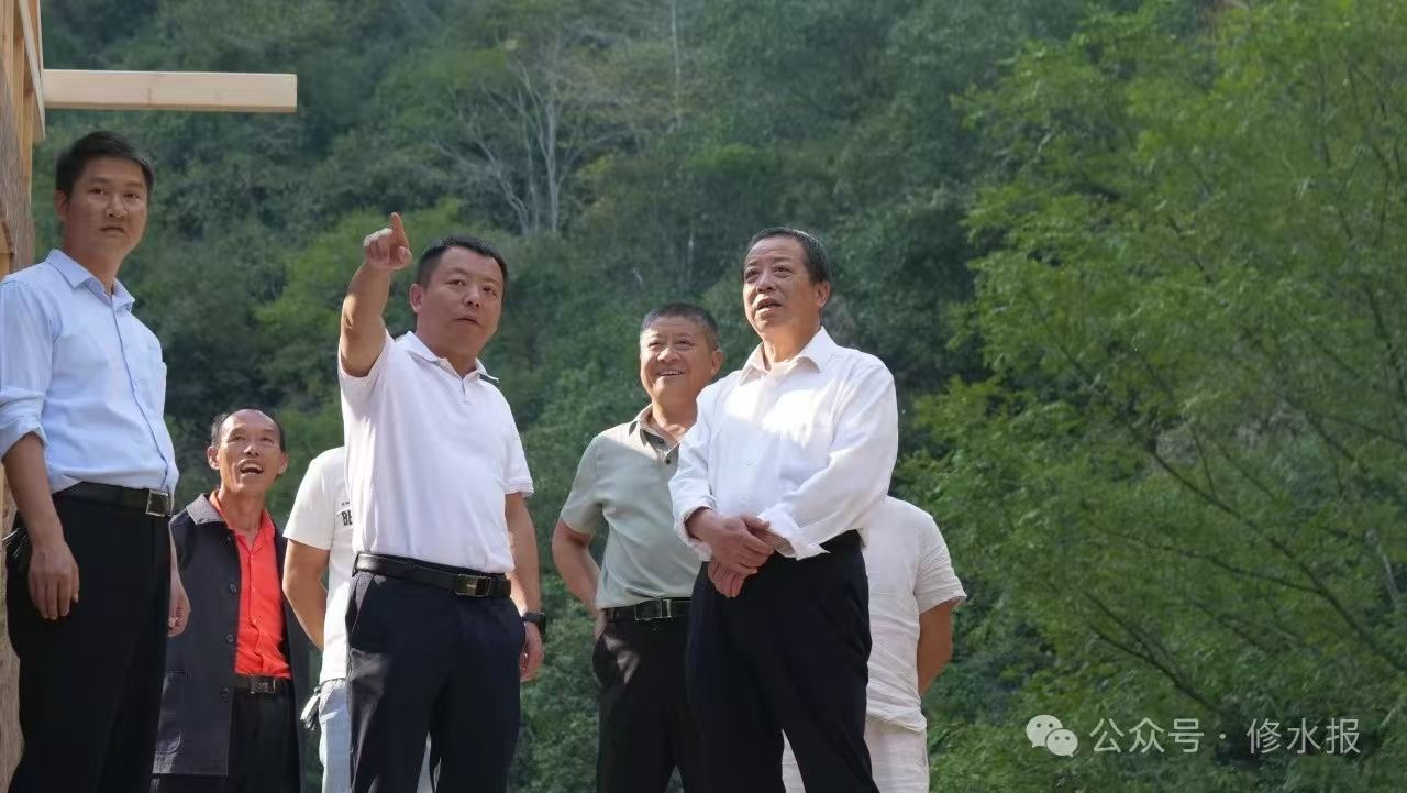 视频丨袁观云到宁州镇走访并召开板凳会