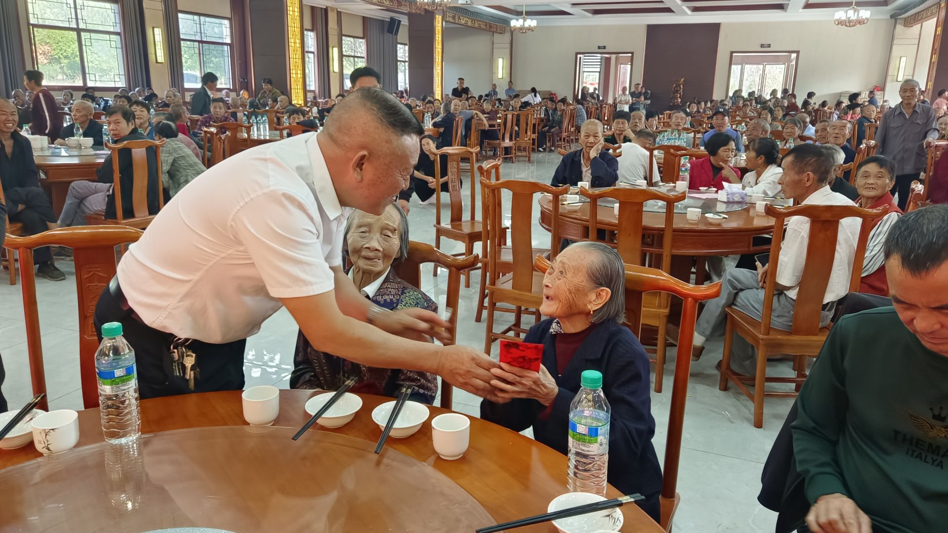 【网络中国节·重阳】竹坪乡山峰堰村举办庆祝新中国成立75周年暨欢庆九九重阳节系列活动