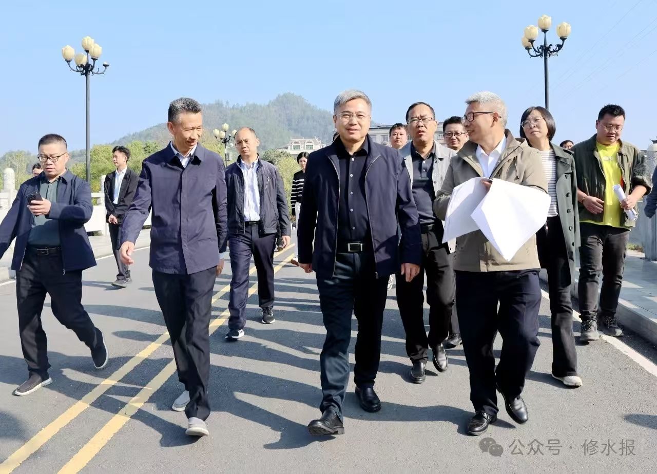 视频丨郑庆华调度部分城建项目建设