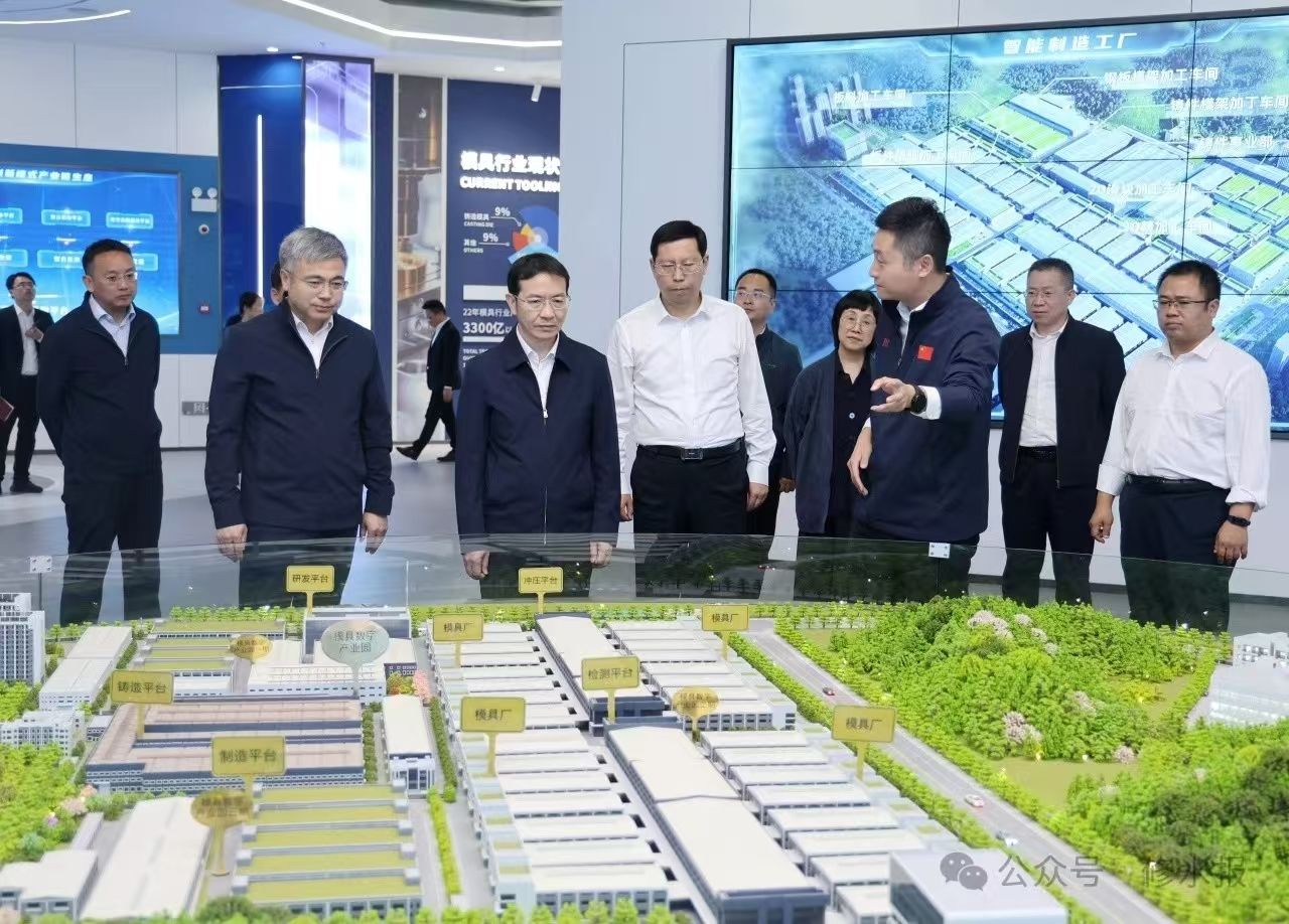 视频丨省委常委、统战部部长黄喜忠到我县调研基层统战工作